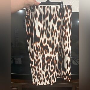 BOLD elements Leopard-Pattern Midi Skirt in Cream, Brown & Black